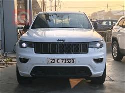 جیپ گراند شیرۆکی